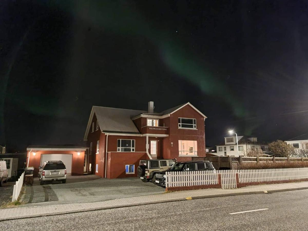 Grindavik Guesthouse Self Check In & Out Grindavík Exterior foto