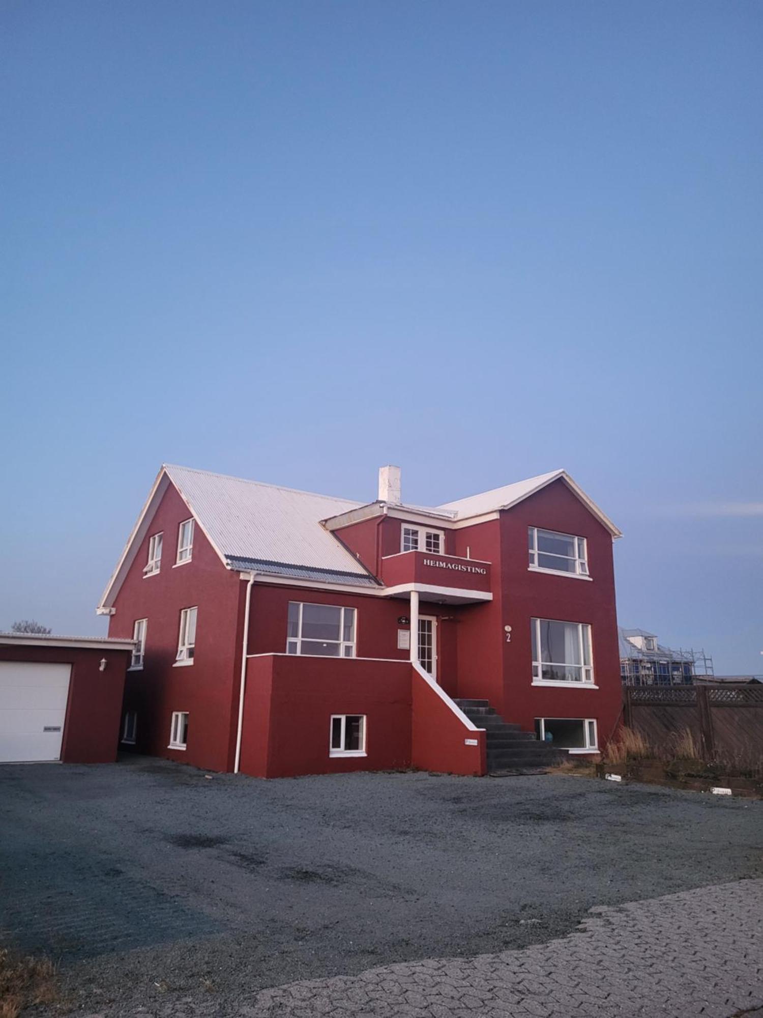Grindavik Guesthouse Self Check In & Out Grindavík Exterior foto